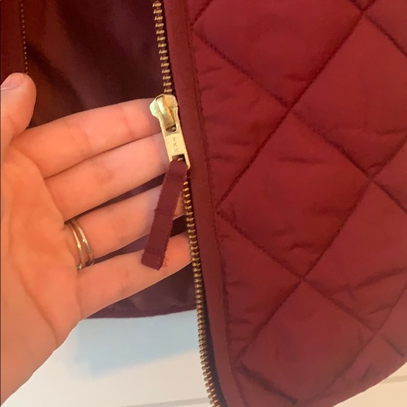 Berry J Crew ruffle quilted vest - Picture 4 of 6